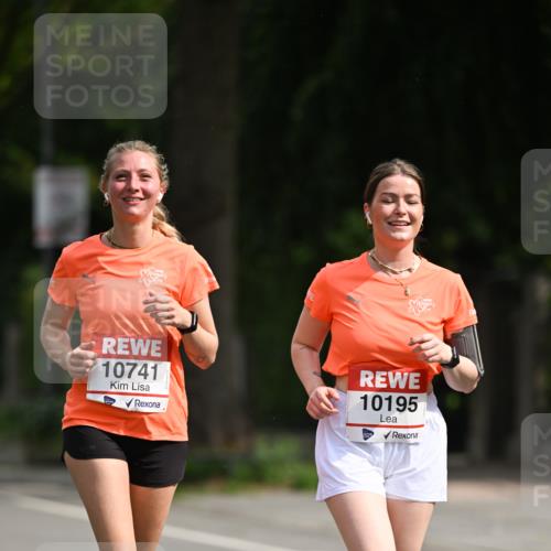 15.06.2025 - REWE Women's Run Dr. Thomas Lammeyer http://msf.ph/oto/7968028 15.06.2025 09:55:45 Laufen 10741, 10195 meine-sportfotos.de