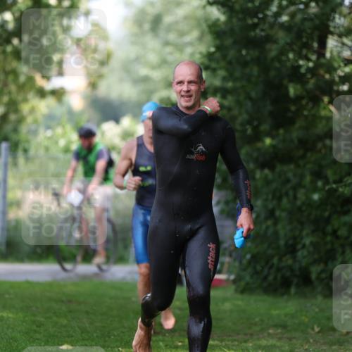 15.06.2025 - 7 Türme Triathlon Michael Strokosch http://msf.ph/oto/7968089 15.06.2025 12:54:05 Schwimmen 760, 862, 930, 978, 990, 1016, 1045, 1181 meine-sportfotos.de