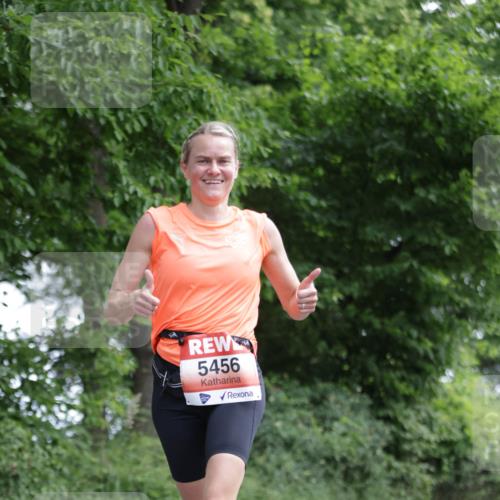 15.06.2025 - REWE Women's Run Jannik Wohlers http://msf.ph/oto/7968135 15.06.2025 10:03:15 Laufen 5456 meine-sportfotos.de