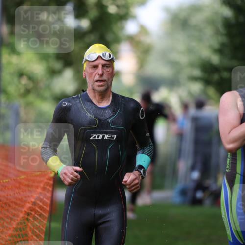 15.06.2025 - 7 Türme Triathlon Michael Strokosch http://msf.ph/oto/7968192 15.06.2025 12:54:18 Schwimmen 707, 734, 802, 930, 978, 990, 996, 1006, 1016, 1045, 1181 meine-sportfotos.de