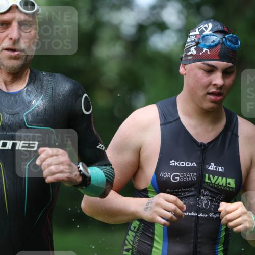 15.06.2025 - 7 Türme Triathlon Michael Strokosch http://msf.ph/oto/7968203 15.06.2025 12:54:19 Schwimmen 707, 734, 802, 930, 978, 990, 996, 1006, 1016, 1045, 1181 meine-sportfotos.de