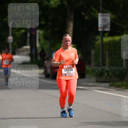 15.06.2025 - REWE Women's Run Dr. Thomas Lammeyer http://msf.ph/oto/7968206 15.06.2025 09:55:58 Laufen 10228 meine-sportfotos.de