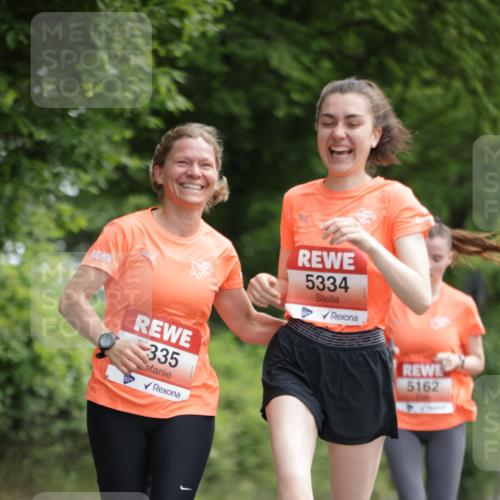 15.06.2025 - REWE Women's Run Jannik Wohlers http://msf.ph/oto/7968224 15.06.2025 10:03:21 Laufen 335, 5334, 5162 meine-sportfotos.de