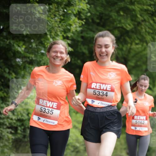 15.06.2025 - REWE Women's Run Jannik Wohlers http://msf.ph/oto/7968233 15.06.2025 10:03:21 Laufen 5335, 5334, 5162 meine-sportfotos.de