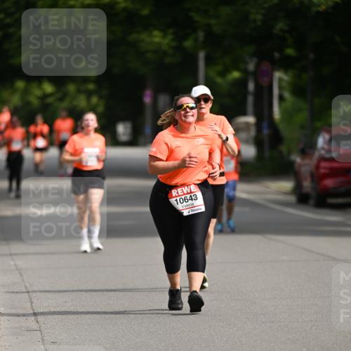 15.06.2025 - REWE Women's Run Dr. Thomas Lammeyer http://msf.ph/oto/7968235 15.06.2025 09:56:00 Laufen 10643 meine-sportfotos.de