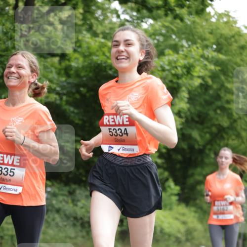15.06.2025 - REWE Women's Run Jannik Wohlers http://msf.ph/oto/7968279 15.06.2025 10:03:23 Laufen 335, 5334, 5162 meine-sportfotos.de