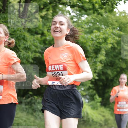 15.06.2025 - REWE Women's Run Jannik Wohlers http://msf.ph/oto/7968287 15.06.2025 10:03:23 Laufen 5334, 5162 meine-sportfotos.de