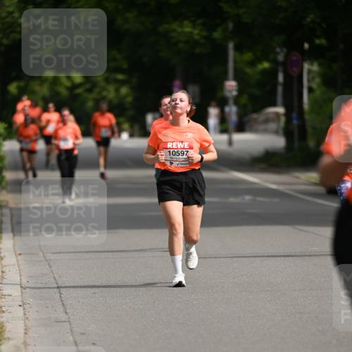 15.06.2025 - REWE Women's Run Dr. Thomas Lammeyer http://msf.ph/oto/7968320 15.06.2025 09:56:04 Laufen 10597 meine-sportfotos.de