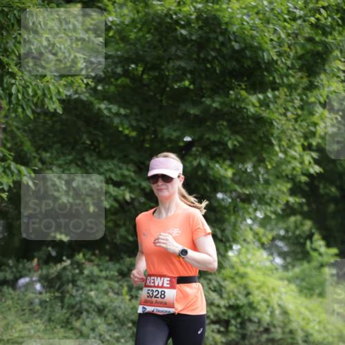 15.06.2025 - REWE Women's Run Jannik Wohlers http://msf.ph/oto/7968328 15.06.2025 10:03:37 Laufen 5328 meine-sportfotos.de