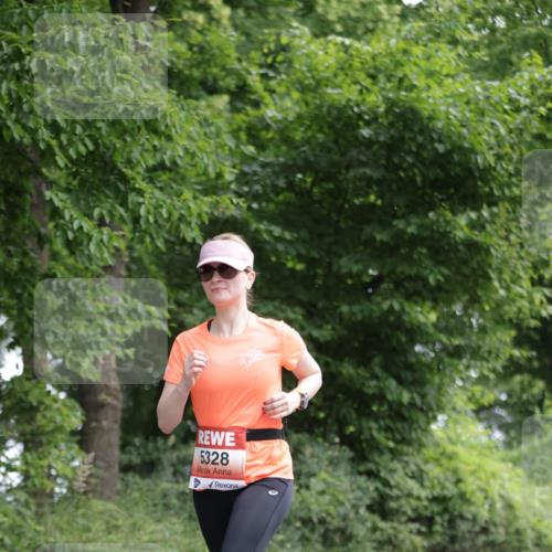 15.06.2025 - REWE Women's Run Jannik Wohlers http://msf.ph/oto/7968347 15.06.2025 10:03:37 Laufen 5328 meine-sportfotos.de