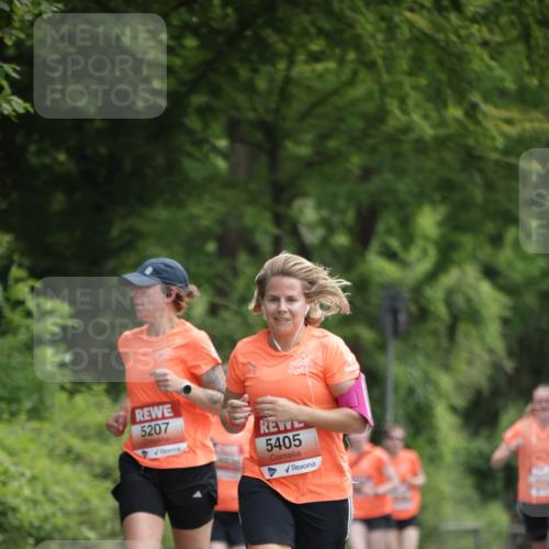 15.06.2025 - REWE Women's Run Jannik Wohlers http://msf.ph/oto/7968372 15.06.2025 10:03:39 Laufen 5207, 5405 meine-sportfotos.de