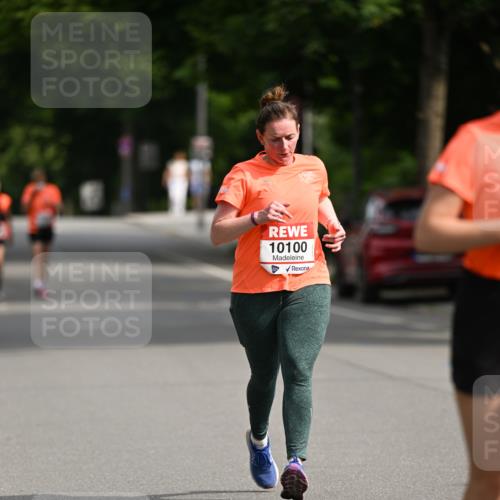 15.06.2025 - REWE Women's Run Dr. Thomas Lammeyer http://msf.ph/oto/7968401 15.06.2025 09:56:10 Laufen 10100 meine-sportfotos.de