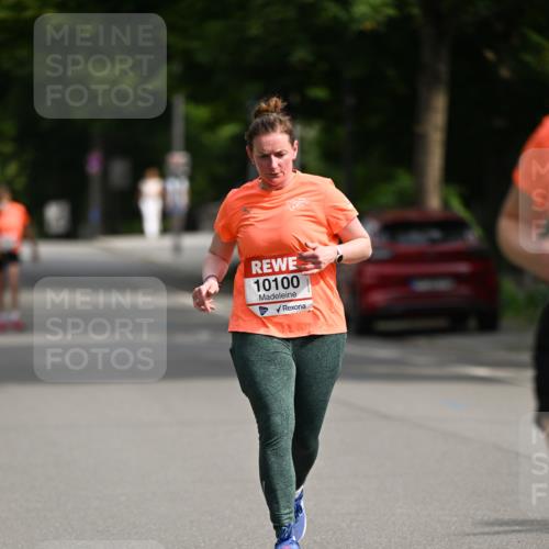 15.06.2025 - REWE Women's Run Dr. Thomas Lammeyer http://msf.ph/oto/7968413 15.06.2025 09:56:10 Laufen 10100 meine-sportfotos.de