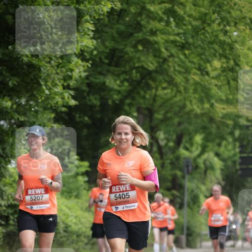 15.06.2025 - REWE Women's Run Jannik Wohlers http://msf.ph/oto/7968433 15.06.2025 10:03:41 Laufen 5207, 5405, 1125 meine-sportfotos.de