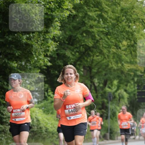 15.06.2025 - REWE Women's Run Jannik Wohlers http://msf.ph/oto/7968446 15.06.2025 10:03:41 Laufen 5207, 5405 meine-sportfotos.de