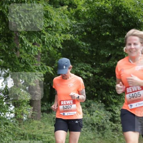 15.06.2025 - REWE Women's Run Jannik Wohlers http://msf.ph/oto/7968462 15.06.2025 10:03:42 Laufen 5207, 5405 meine-sportfotos.de
