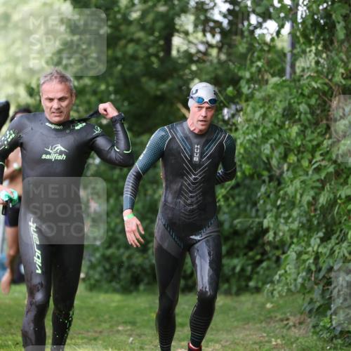 15.06.2025 - 7 Türme Triathlon Michael Strokosch http://msf.ph/oto/7968478 15.06.2025 12:54:49 Schwimmen 157, 701, 719, 723, 740, 762, 881, 916, 939, 945, 998, 1024, 1104, 1105, 1182 meine-sportfotos.de