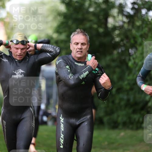 15.06.2025 - 7 Türme Triathlon Michael Strokosch http://msf.ph/oto/7968489 15.06.2025 12:54:51 Schwimmen 157, 701, 719, 723, 740, 762, 881, 916, 939, 945, 998, 1024, 1104, 1105, 1182 meine-sportfotos.de