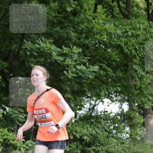 15.06.2025 - REWE Women's Run Jannik Wohlers http://msf.ph/oto/7968543 15.06.2025 10:03:49 Laufen 5342 meine-sportfotos.de