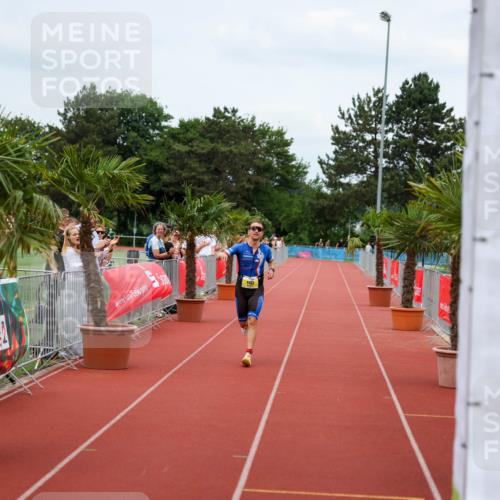 15.06.2025 - 7 Türme Triathlon Michael Strokosch http://msf.ph/oto/7968575 15.06.2025 13:44:29 Ziel 1133 meine-sportfotos.de