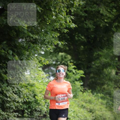 15.06.2025 - REWE Women's Run Jannik Wohlers http://msf.ph/oto/7968597 15.06.2025 10:03:55 Laufen 5305 meine-sportfotos.de