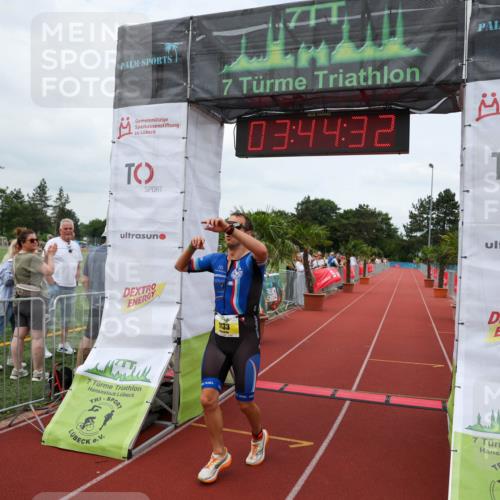 15.06.2025 - 7 Türme Triathlon Michael Strokosch http://msf.ph/oto/7968610 15.06.2025 13:44:32 Ziel 1133 meine-sportfotos.de