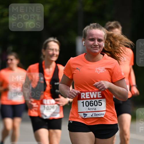 15.06.2025 - REWE Women's Run Dr. Thomas Lammeyer http://msf.ph/oto/7968617 15.06.2025 09:56:30 Laufen 8, 10605 meine-sportfotos.de