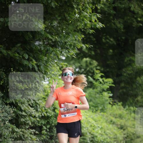 15.06.2025 - REWE Women's Run Jannik Wohlers http://msf.ph/oto/7968619 15.06.2025 10:03:55 Laufen 5303 meine-sportfotos.de