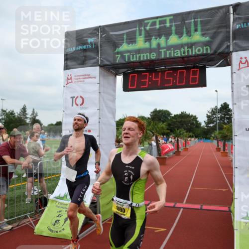 15.06.2025 - 7 Türme Triathlon Michael Strokosch http://msf.ph/oto/7968650 15.06.2025 13:45:08 Ziel 618, 1090 meine-sportfotos.de