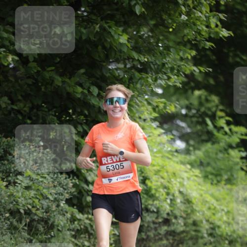 15.06.2025 - REWE Women's Run Jannik Wohlers http://msf.ph/oto/7968670 15.06.2025 10:03:56 Laufen 5305 meine-sportfotos.de