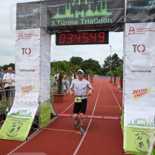 15.06.2025 - 7 Türme Triathlon Michael Strokosch http://msf.ph/oto/7968706 15.06.2025 13:45:48 Ziel 916 meine-sportfotos.de
