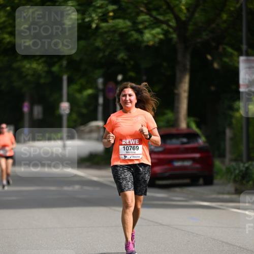 15.06.2025 - REWE Women's Run Dr. Thomas Lammeyer http://msf.ph/oto/7968708 15.06.2025 09:56:40 Laufen 10769 meine-sportfotos.de