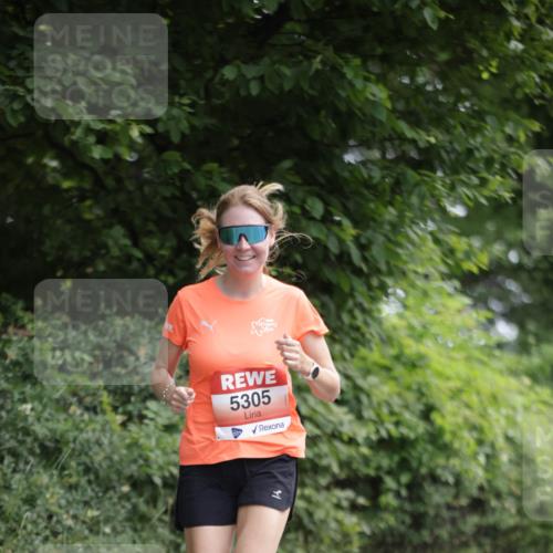 15.06.2025 - REWE Women's Run Jannik Wohlers http://msf.ph/oto/7968712 15.06.2025 10:03:56 Laufen 5305 meine-sportfotos.de