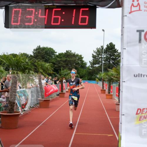 15.06.2025 - 7 Türme Triathlon Michael Strokosch http://msf.ph/oto/7968740 15.06.2025 13:46:16 Ziel 817 meine-sportfotos.de