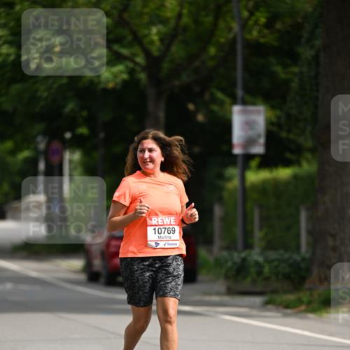 15.06.2025 - REWE Women's Run Dr. Thomas Lammeyer http://msf.ph/oto/7968749 15.06.2025 09:56:41 Laufen 10769 meine-sportfotos.de