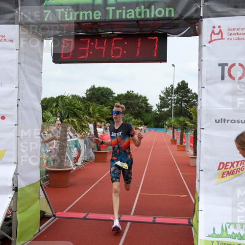 15.06.2025 - 7 Türme Triathlon Michael Strokosch http://msf.ph/oto/7968754 15.06.2025 13:46:16 Ziel 817 meine-sportfotos.de