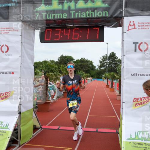 15.06.2025 - 7 Türme Triathlon Michael Strokosch http://msf.ph/oto/7968758 15.06.2025 13:46:17 Ziel 817 meine-sportfotos.de