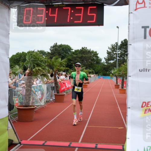 15.06.2025 - 7 Türme Triathlon Michael Strokosch http://msf.ph/oto/7968786 15.06.2025 13:47:34 Ziel 1104 meine-sportfotos.de