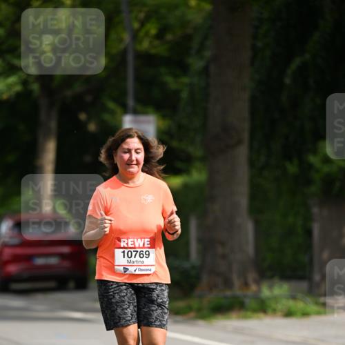 15.06.2025 - REWE Women's Run Dr. Thomas Lammeyer http://msf.ph/oto/7968791 15.06.2025 09:56:42 Laufen 10769 meine-sportfotos.de