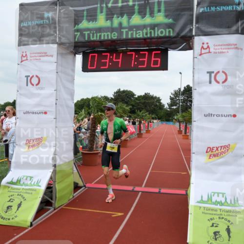 15.06.2025 - 7 Türme Triathlon Michael Strokosch http://msf.ph/oto/7968795 15.06.2025 13:47:35 Ziel 1104 meine-sportfotos.de