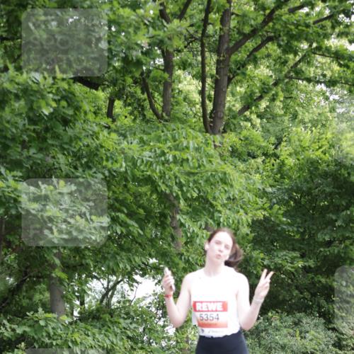 15.06.2025 - REWE Women's Run Jannik Wohlers http://msf.ph/oto/7968803 15.06.2025 10:03:59 Laufen 5354 meine-sportfotos.de
