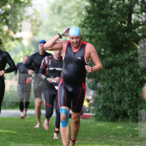 15.06.2025 - 7 Türme Triathlon Michael Strokosch http://msf.ph/oto/7968804 15.06.2025 12:55:27 Schwimmen 727, 745, 755, 763, 769, 772, 784, 792, 797, 801, 805, 859, 865, 879, 919, 927, 955, 1011, 1019, 1029, 1075, 1169 meine-sportfotos.de