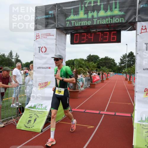 15.06.2025 - 7 Türme Triathlon Michael Strokosch http://msf.ph/oto/7968805 15.06.2025 13:47:36 Ziel 1104 meine-sportfotos.de