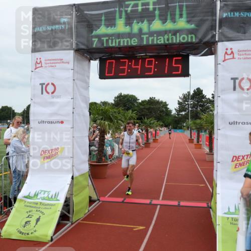 15.06.2025 - 7 Türme Triathlon Michael Strokosch http://msf.ph/oto/7968925 15.06.2025 13:49:15 Ziel 1016 meine-sportfotos.de