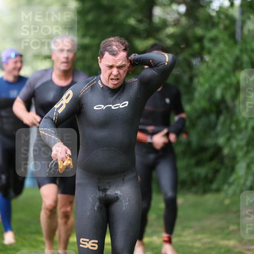 15.06.2025 - 7 Türme Triathlon Michael Strokosch http://msf.ph/oto/7968963 15.06.2025 12:55:38 Schwimmen 755, 763, 784, 792, 797, 805, 877, 879, 919, 927, 955, 1011, 1023, 1029, 1071, 1075, 1144, 1169 meine-sportfotos.de