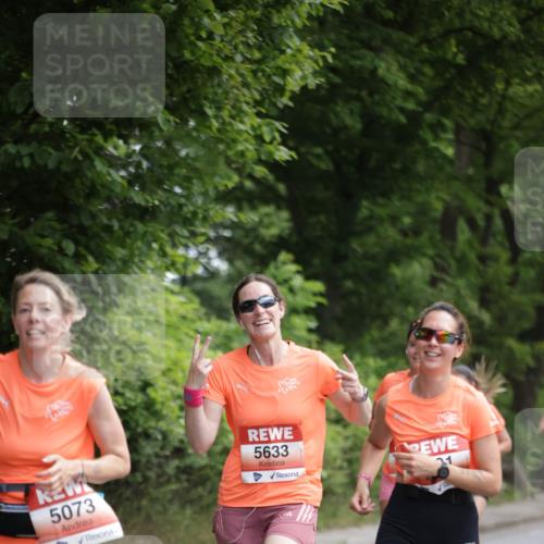 15.06.2025 - REWE Women's Run Jannik Wohlers http://msf.ph/oto/7968996 15.06.2025 10:04:11 Laufen 5073, 5633 meine-sportfotos.de