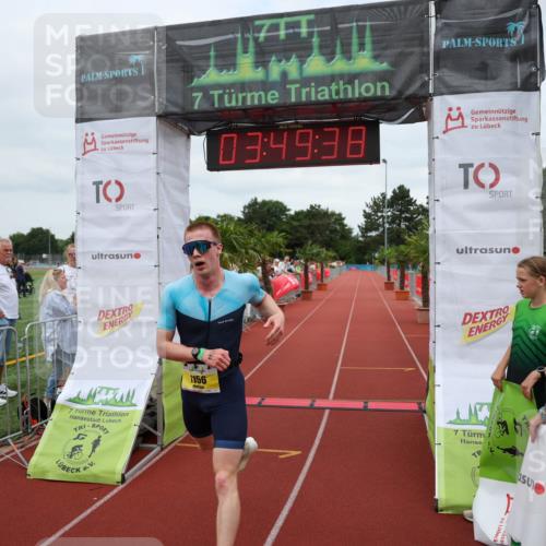 15.06.2025 - 7 Türme Triathlon Michael Strokosch http://msf.ph/oto/7969032 15.06.2025 13:49:37 Ziel 1156 meine-sportfotos.de
