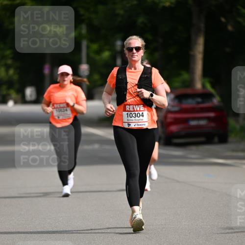 15.06.2025 - REWE Women's Run Dr. Thomas Lammeyer http://msf.ph/oto/7969055 15.06.2025 09:57:14 Laufen 10524, 10304 meine-sportfotos.de