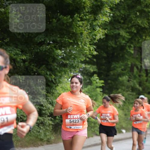 15.06.2025 - REWE Women's Run Jannik Wohlers http://msf.ph/oto/7969058 15.06.2025 10:04:13 Laufen 91, 5423, 51 meine-sportfotos.de