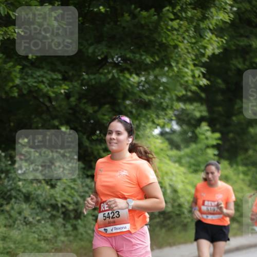 15.06.2025 - REWE Women's Run Jannik Wohlers http://msf.ph/oto/7969084 15.06.2025 10:04:13 Laufen 5423, 519 meine-sportfotos.de